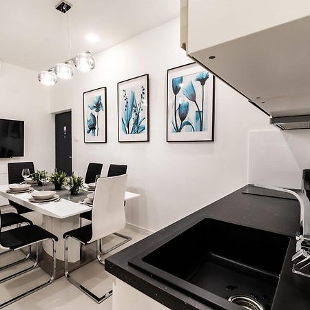 Quiet Very Central & Stylish Apt بودابست المظهر الخارجي الصورة
