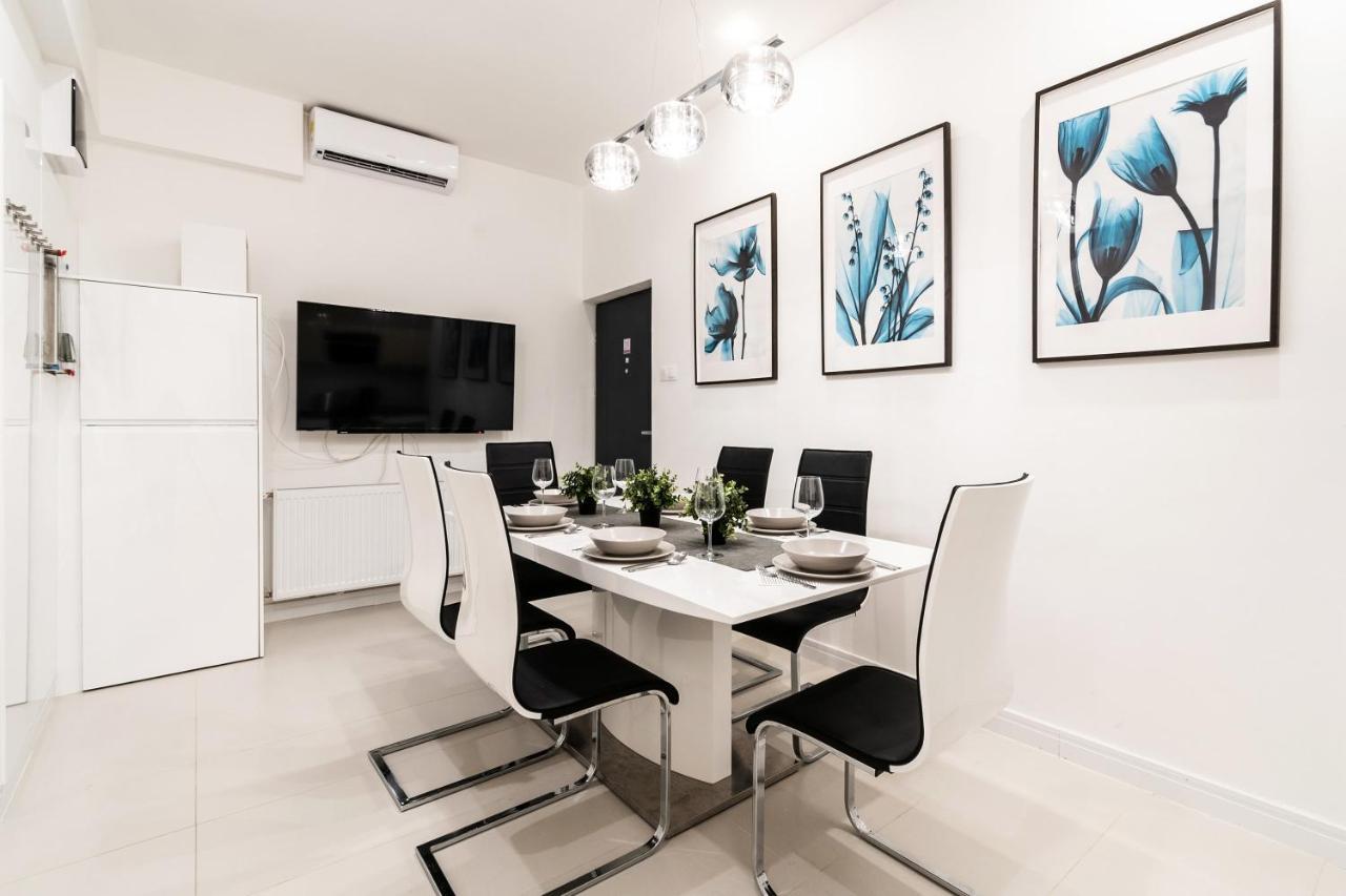 Quiet Very Central & Stylish Apt بودابست المظهر الخارجي الصورة